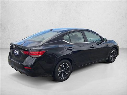 Used 2024 Nissan Sentra SV FWD image 5