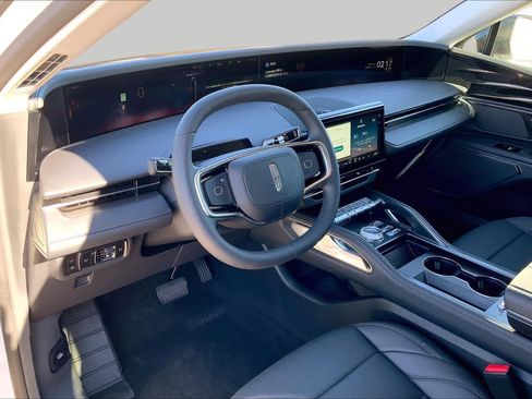 New 2026 Lincoln Nautilus Premier w/ Jet Appearance Package AWD/4WD image 8