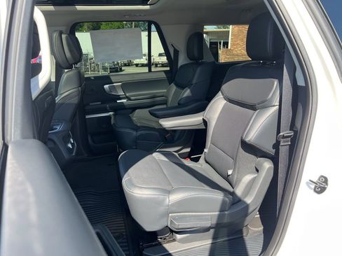 New 2026 Ford Expedition Max Platinum AWD/4WD image 15