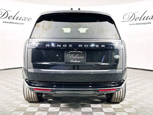 Used 2023 Land Rover Range Rover SE image 5