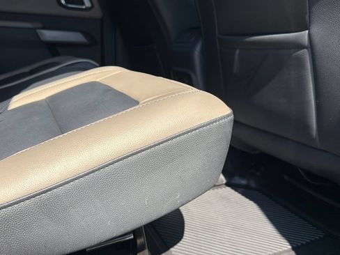 Used 2023 Ford Bronco Wildtrak AWD/4WD image 26