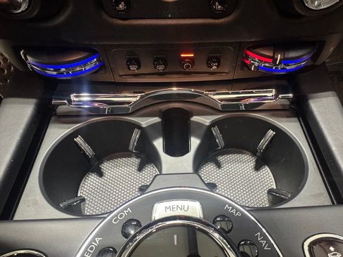 Used 2018 Rolls-Royce Ghost w/ Dynamic Package RWD image 37