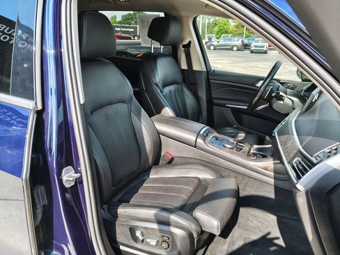 Used 2020 BMW X7 xDrive40i w/ Premium Package AWD/4WD image 14
