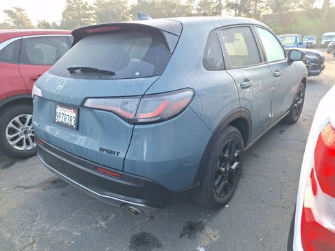 Used 2025 Honda HR-V Sport image 5