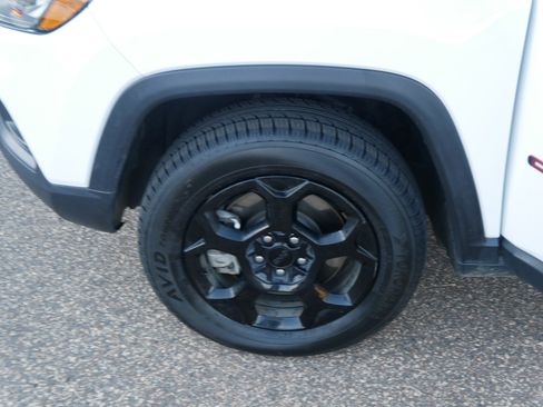 Used 2023 Jeep Compass Trailhawk image 15