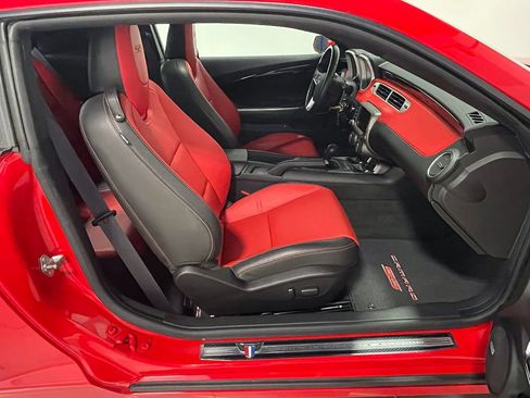 Used 2015 Chevrolet Camaro SS w/ Commemorative Special Edition RWD image 60