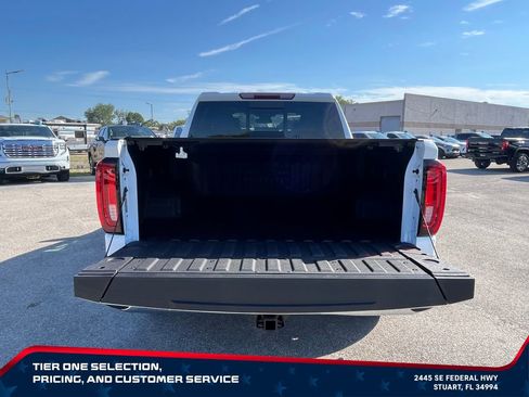 New 2026 GMC Sierra 1500 SLT w/ SLT Premium Plus Package AWD/4WD image 16