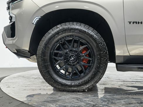 Used 2024 Chevrolet Tahoe LT image 3
