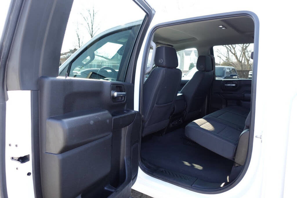 Used 2024 Chevrolet Silverado 2500 Custom w/ Custom Value Package AWD/4WD image 19
