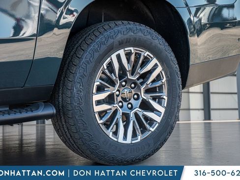 New 2026 Chevrolet Suburban Z71 w/ Comfort Package image 39