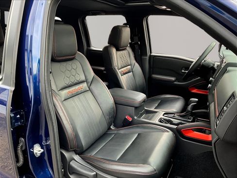 Certified 2023 Nissan Frontier PRO-4X w/ Pro-4X Premium Package AWD/4WD image 30