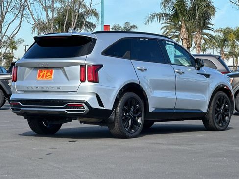Used 2022 Kia Sorento SX FWD image 3