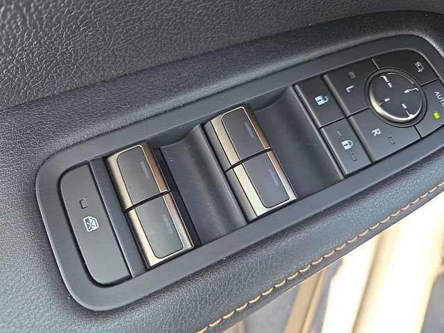 Used 2025 Lexus RX 350 Premium w/ Convenience Package AWD/4WD image 9