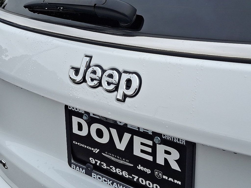 Certified 2024 Jeep Compass Limited AWD/4WD image 24