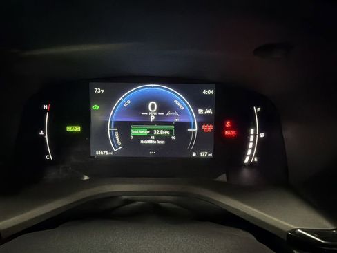 Used 2025 Toyota Camry SE FWD image 21