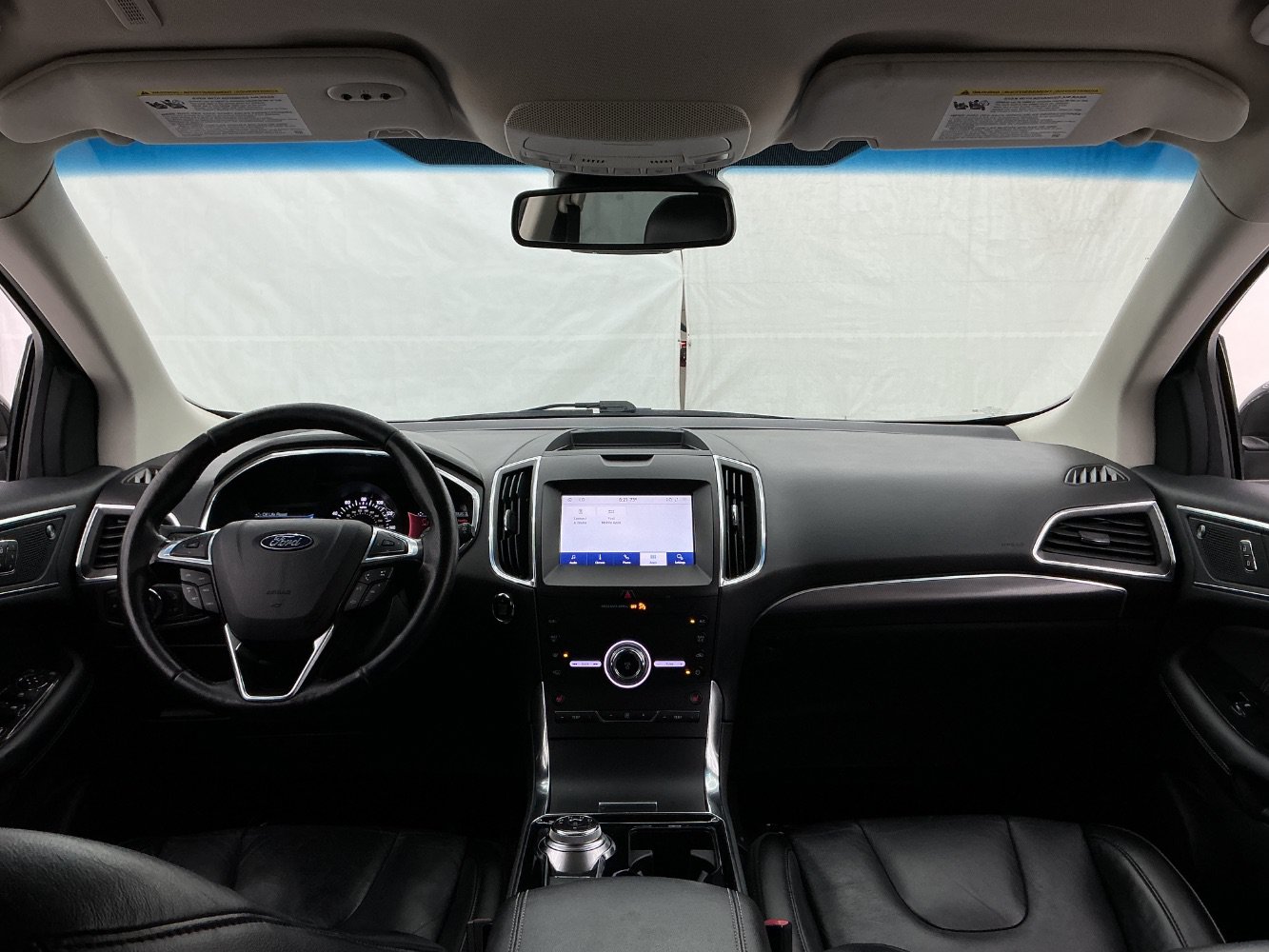 Used 2020 Ford Edge Titanium FWD image 27