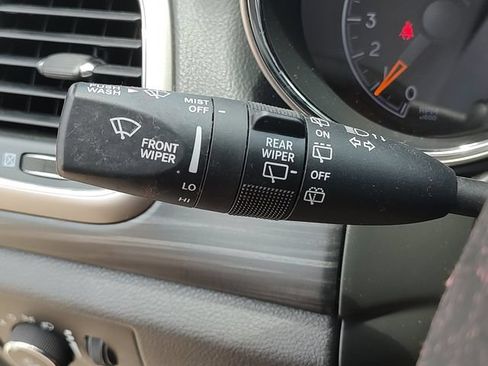 Used 2021 Jeep Grand Cherokee Laredo X AWD/4WD image 22