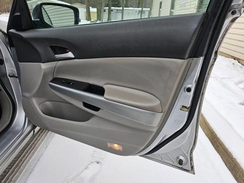 Used 2009 Honda Accord EX image 22