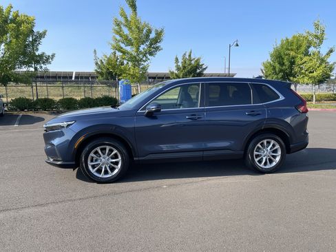 Used 2025 Honda CR-V EX-L image 2