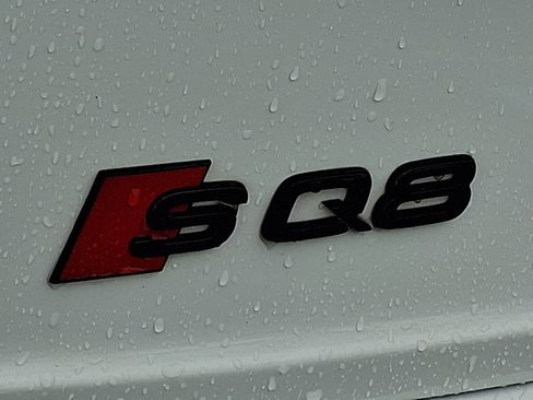 Used 2021 Audi SQ8 Prestige w/ Prestige Package image 32