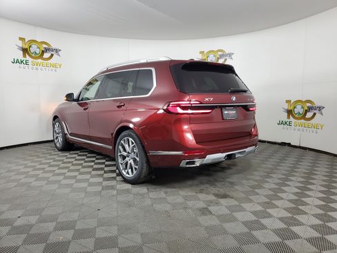 Certified 2025 BMW X7 xDrive40i image 5