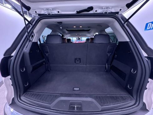 Used 2010 GMC Acadia SLT image 40