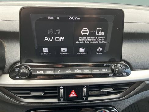 Used 2019 Kia Forte LXS FWD image 17