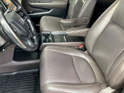 Used 2018 Honda Odyssey EX-L image 16