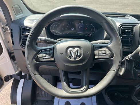 Used 2023 RAM ProMaster 2500 image 2