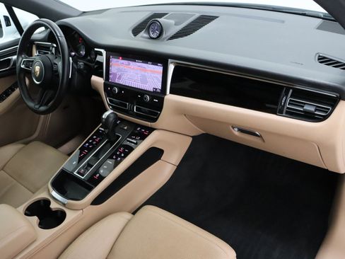 Used 2023 Porsche Macan S image 39