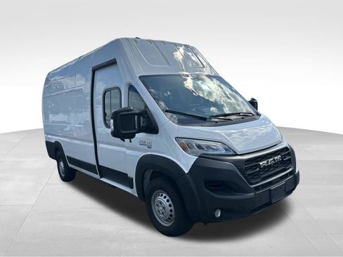 Used 2024 RAM ProMaster 3500 w/ Delivery Van Package FWD image 3