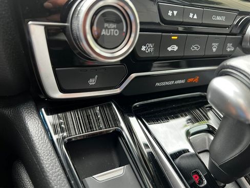 Used 2017 Honda CR-V Touring image 37