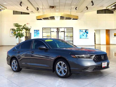 Used 2023 Honda Accord LX image 3