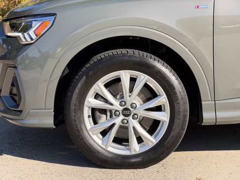 Used 2025 Audi Q3 2.0T Premium image 10