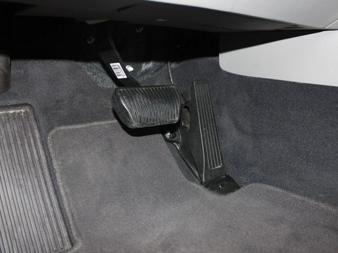 Used 2018 Genesis G80 3.8 image 12