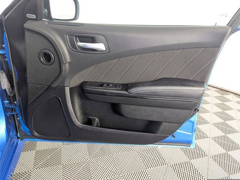 Used 2023 Dodge Charger R/T w/ Blacktop Package image 34