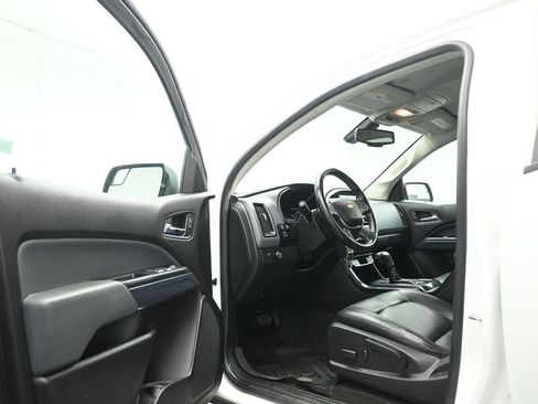 Used 2018 Chevrolet Colorado Z71 RWD image 7