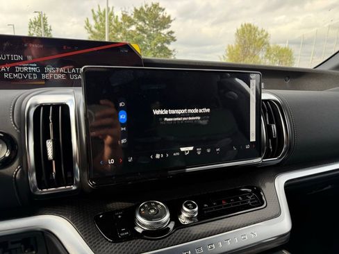 New 2025 Ford Expedition Platinum w/ Stealth Performance Package image 16