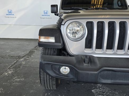 Used 2021 Jeep Wrangler Unlimited Sport image 22