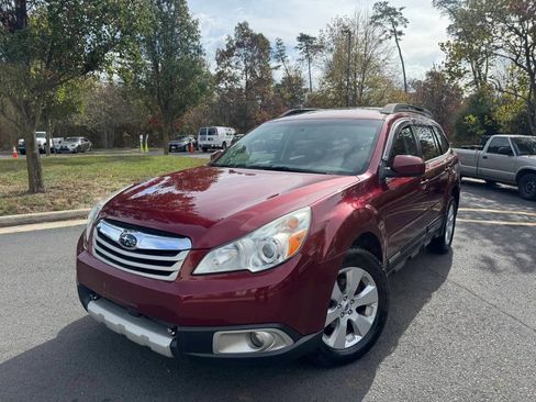 Used 2012 Subaru Outback 2.5i Limited w/ Moonroof Pkg image 2