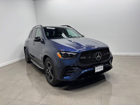 Used 2025 Mercedes-Benz GLE 450 4MATIC image 4