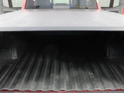 Used 2025 GMC Sierra 1500 SLT w/ SLT Premium Plus Package AWD/4WD image 23