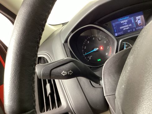 Used 2012 Ford Focus SEL FWD image 20