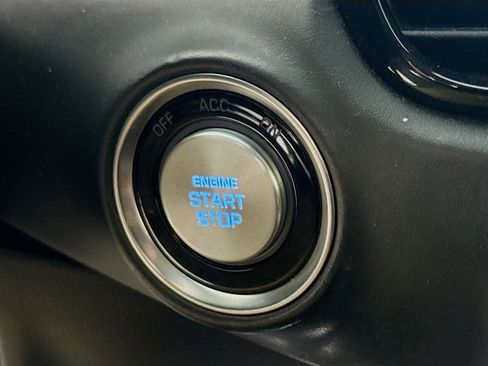 Used 2019 Genesis G90 3.3T Premium image 21