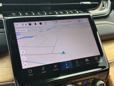 Used 2023 Jeep Grand Cherokee Summit image 41