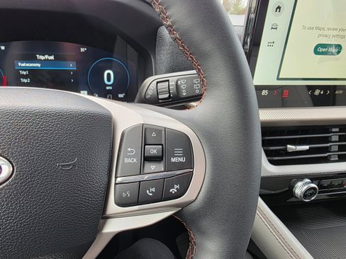 New 2026 Ford Explorer Active w/ Active Comfort Package image 17