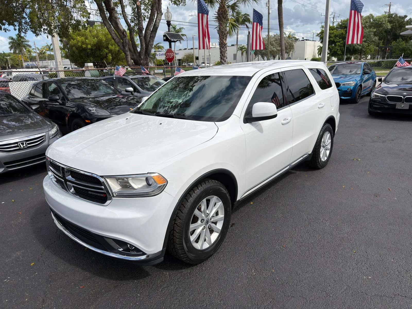 Used 2019 Dodge Durango SXT w/ 3rd Row Seating Group RWD image 14