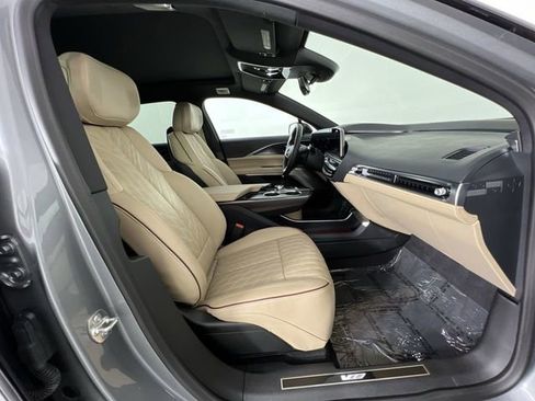 Used 2026 Cadillac Lyriq V image 29