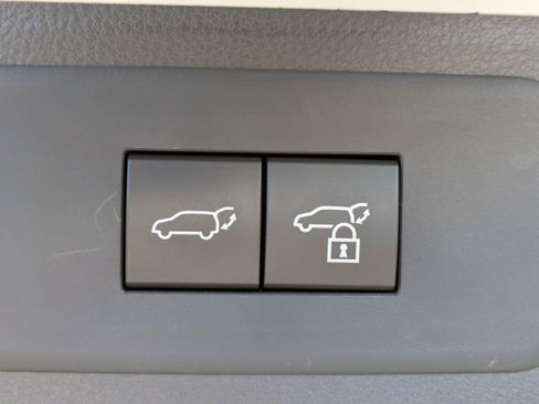 Used 2025 Lexus TX 500h F SPORT PREMIUM w/ Technology Package image 12