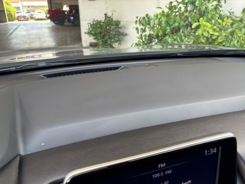 Used 2025 Nissan Rogue SV FWD image 17